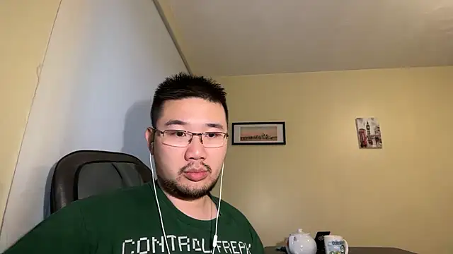 jasonryu2025 online show from May 2, 2026, 7:30 pm
