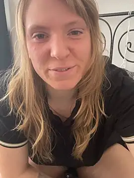 TiffyRose online show from March 10, 2026, 8:19 am