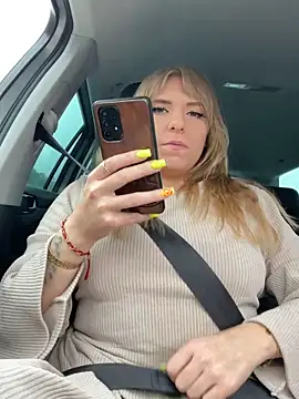 TiffyRose online show from March 17, 2026, 7:12 am