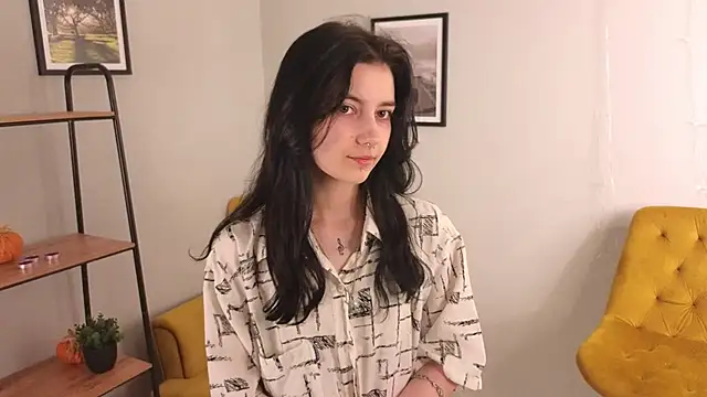 Snapshot of Lilian_Merf chatting on March 28, 2026, 8:14 am Lilian Merf online show from March 28, 2026, 8:14 am