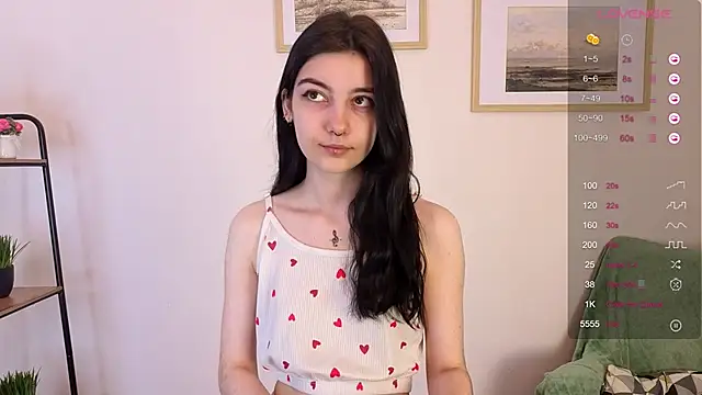 Snapshot of Lilian_Merf chatting on April 25, 2026, 8:06 am Lilian Merf online show from April 25, 2026, 8:06 am
