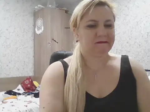 SexyNotaXX online show from March 18, 2026, 9:23 am