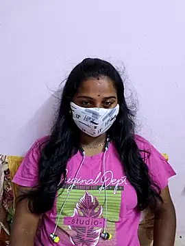 Snapshot of Shaliniqueen chatting on May 22, 2026, 6:46 pm Shaliniqueen online show from May 22, 2026, 6:46 pm