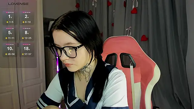 KrissyRied online show from March 15, 2026, 4:18 am