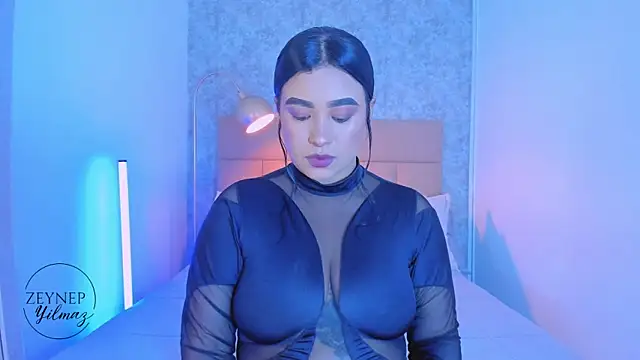 ZeynepYilmaz online show from April 23, 2026, 8:11 pm