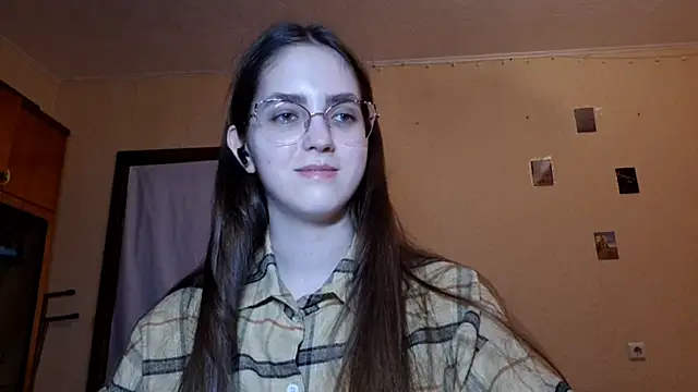 Katelemon online show from April 24, 2026, 1:24 pm
