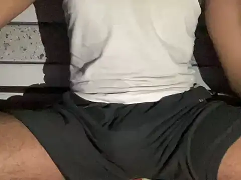 Snapshot of thewoofyguy chatting on March 26, 2026, 5:40 pm thewoofyguy online show from March 26, 2026, 5:40 pm