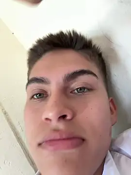 bbluchito online show from March 16, 2026, 1:59 pm