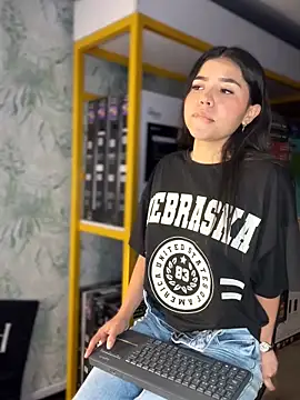 Snapshot of Ambarina_ chatting on March 19, 2026, 11:36 am Ambarina online show from March 19, 2026, 11:36 am