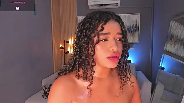 Snapshot of janinne_lu chatting on July 28, 2026, 3:21 pm janinne lu online show from July 28, 2026, 3:21 pm