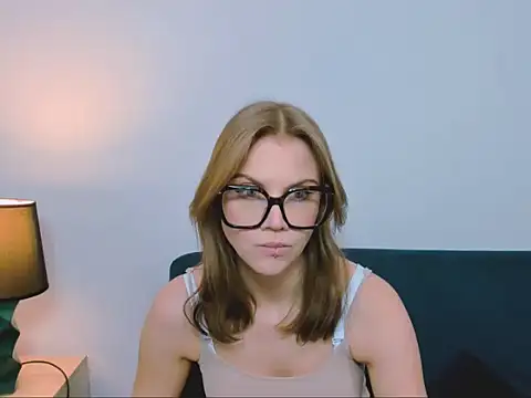 Snapshot of StormiSmooth chatting on March 4, 2026, 3:40 pm StormiSmooth online show from March 4, 2026, 3:40 pm