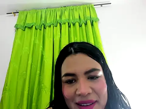 Mariana jaramillo online show from March 11, 2026, 1:00 am