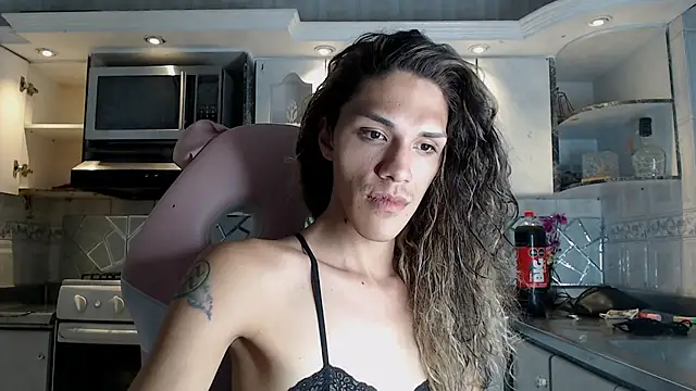 CrisOzzz online show from February 27, 2026, 8:31 pm