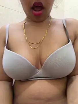 sessy grl online show from May 1, 2026, 5:50 pm