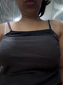 sessy grl online show from June 28, 2026, 7:14 am