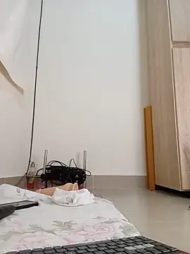 Snapshot of Mariian_Zeller chatting on June 11, 2026, 9:40 am Mariian Zeller online show from June 11, 2026, 9:40 am