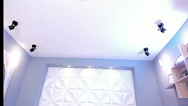 EXTRAHORNYNINA online show from March 6, 2026, 1:40 pm