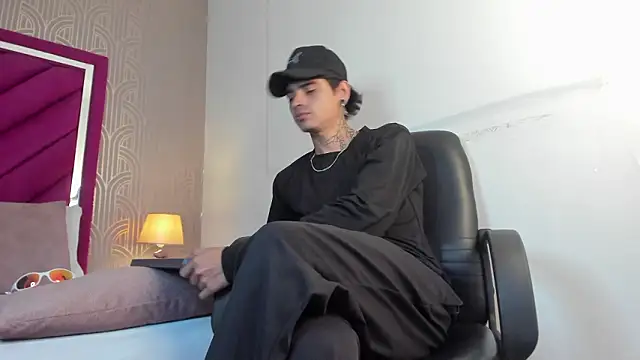 Dominic Foxx online show from March 14, 2026, 12:21 pm