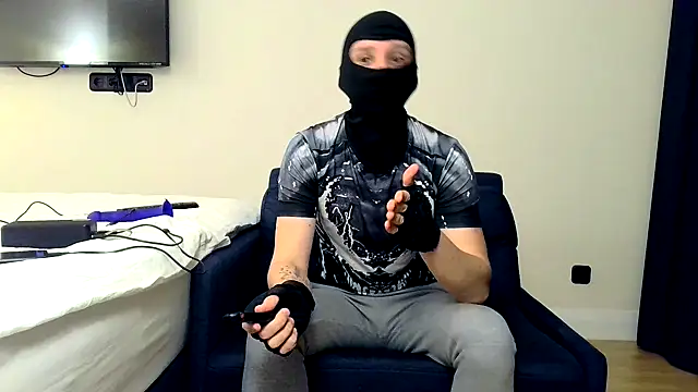 RyanRubber online show from April 5, 2026, 8:06 pm