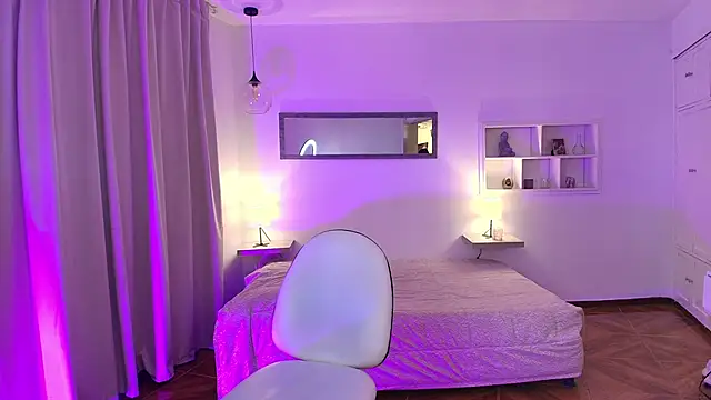 dina ellis online show from March 10, 2026, 12:21 pm