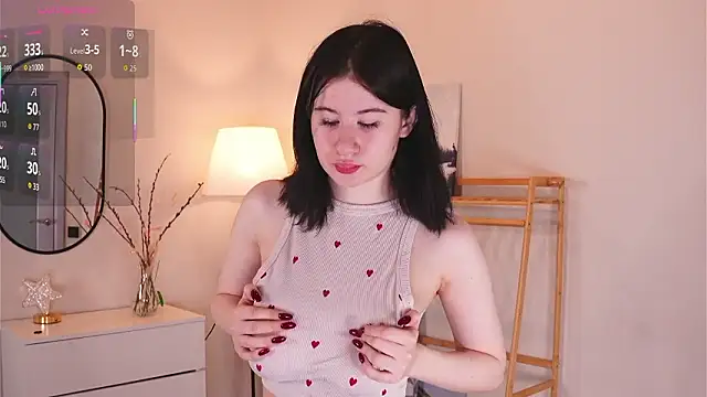 TwilaMode online show from March 14, 2026, 3:12 am