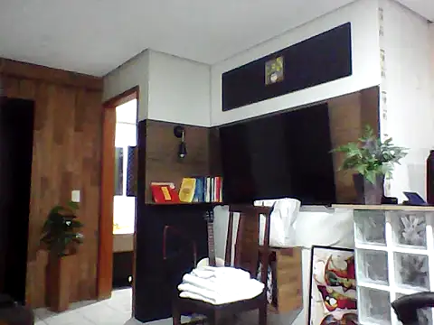 Snapshot of FabioZoe1 chatting on May 15, 2026, 11:23 pm FabioZoe1 online show from May 15, 2026, 11:23 pm
