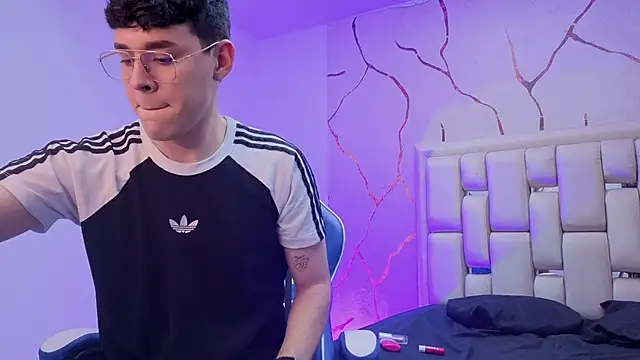 IanBlake  online show from March 14, 2026, 8:14 pm