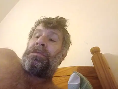 stud2512 online show from March 1, 2026, 1:51 am