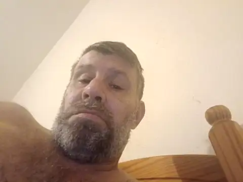 stud2512 online show from March 7, 2026, 1:02 am