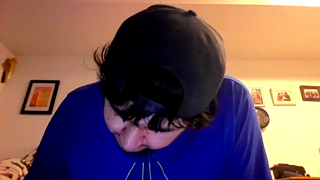 Bouncywarrior online show from March 15, 2026, 1:33 am