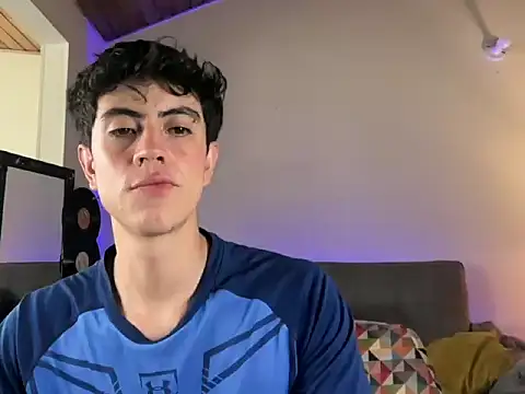 Stolas ying online show from March 12, 2026, 6:03 pm