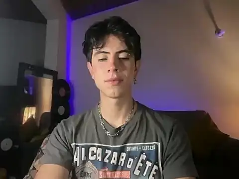 Stolas ying online show from March 15, 2026, 11:33 pm