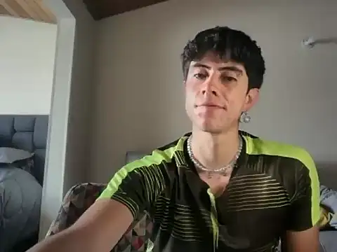 Stolas ying online show from March 17, 2026, 3:04 pm