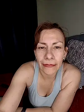 ivonnahills online show from April 24, 2026, 12:46 am