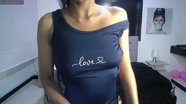Snapshot of Wendy_1_ chatting on May 26, 2026, 10:33 am Wendy 1 online show from May 26, 2026, 10:33 am