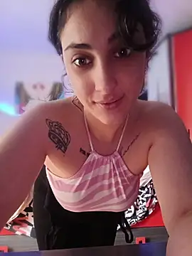 Snapshot of lagatitacantabra chatting on May 2, 2026, 12:32 pm lagatitacantabra online show from May 2, 2026, 12:32 pm