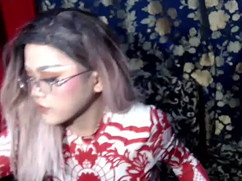 cute asian22 online show from February 26, 2026, 4:39 pm