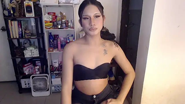 sweetasian zoe online show from March 31, 2026, 6:41 pm