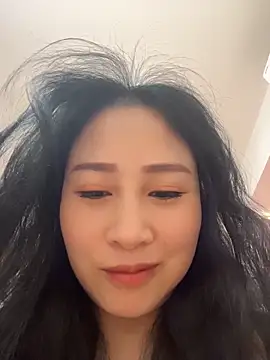 kate-kaixin online show from April 26, 2026, 1:03 am