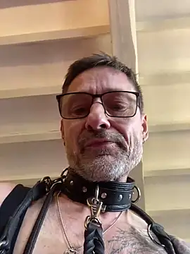 Snapshot of YONIYOGA chatting on March 22, 2026, 1:36 pm YONIYOGA online show from March 22, 2026, 1:36 pm