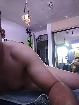 manuel4200 online show from June 17, 2026, 1:56 pm