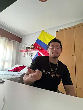 16jhefry16 online show from March 8, 2026, 4:11 pm