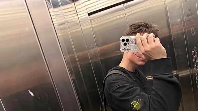 Snapshot of CipherMoth chatting on March 20, 2026, 8:46 pm CipherMoth online show from March 20, 2026, 8:46 pm