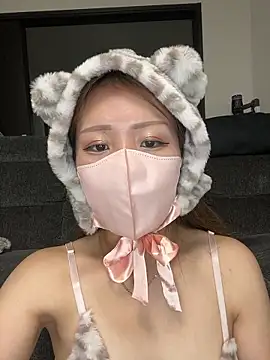Snapshot of _RAN_ch chatting on July 7, 2026, 7:40 pm RAN ch online show from July 7, 2026, 7:40 pm