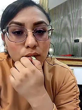 Melie me online show from March 12, 2026, 11:05 am