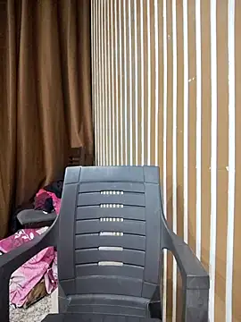 Cutie bae011 online show from March 5, 2026, 8:16 pm