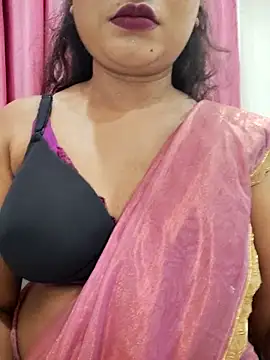 Cutie bae011 online show from March 10, 2026, 6:46 pm