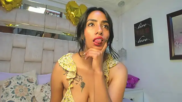Snapshot of Tashi7 chatting on July 28, 2026, 3:21 pm Tashi7 online show from July 28, 2026, 3:21 pm