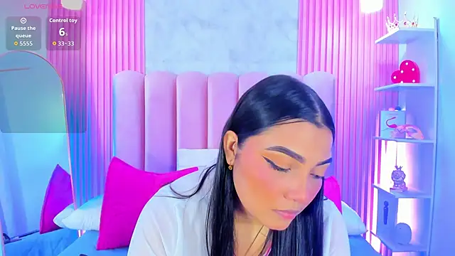 ArianaRougee online show from July 1, 2026, 3:41 am