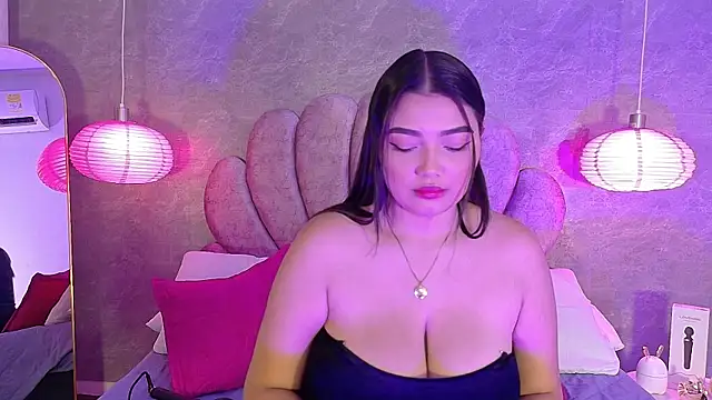 ArianaRougee online show from July 11, 2026, 3:31 am